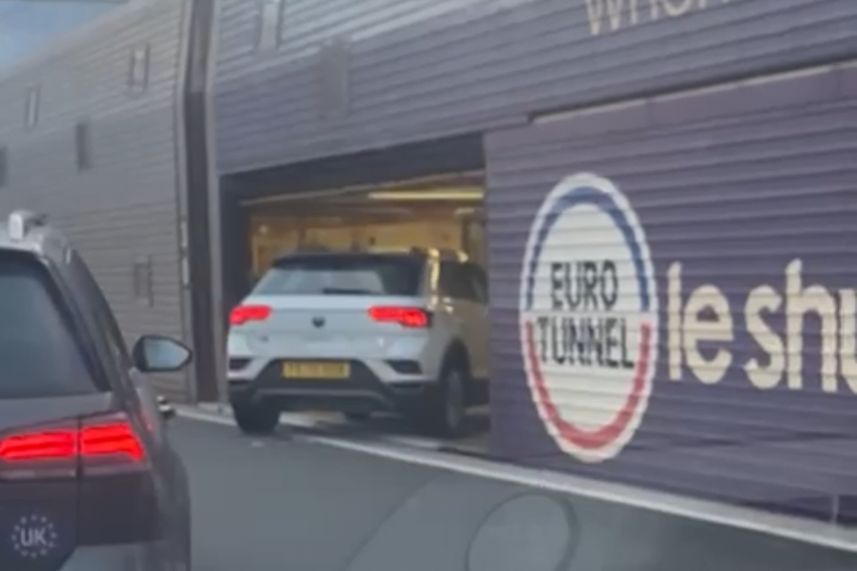 Met de auto door de Kanaaltunnel